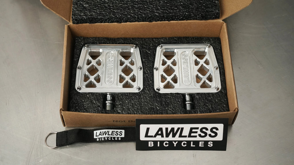 Lawless Sinner Pedal Set